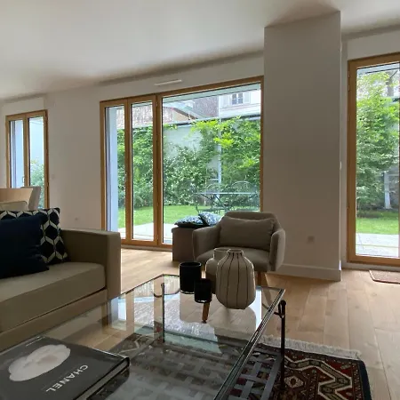 شقة Stylish 3-bedroom With Garden In The Eiffel Tower Area